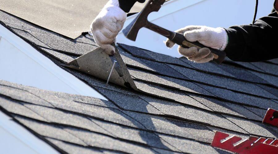 Expert Emergency Roof Repairs services in Deerfield, MI
